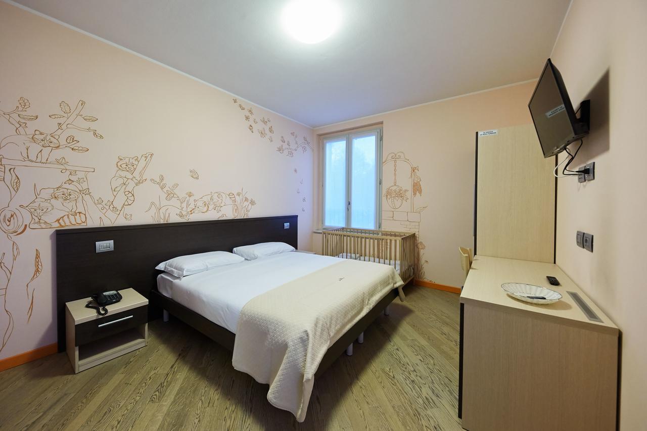 Cornelle Hotel Valbrembo Luaran gambar