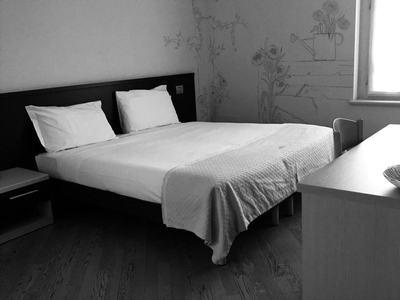 Cornelle Hotel Valbrembo Luaran gambar